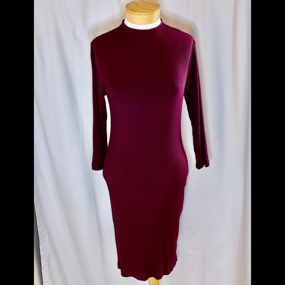 T.Tahari mock neck knit dress - Picture 1 of 4